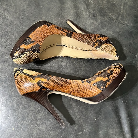 Coach Python Pumps Size 9 - Picture 4 of 12
